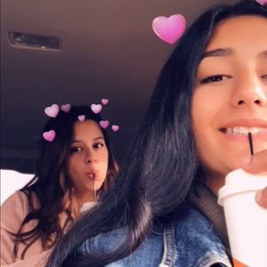 Meet your Posher, Hibah